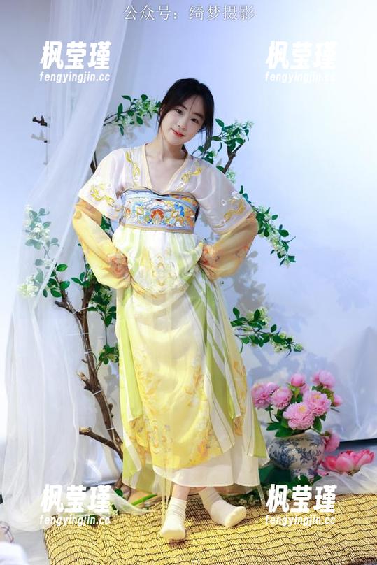 绮梦摄影-以凡 绮梦摄影 - 高颜值、低调奢华,想借以凡的连衣裙高清合集说句话——你有选吗?