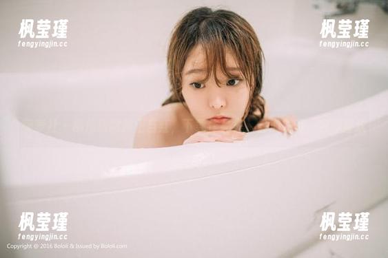 菠萝社 - 柳侑绮制服正当红，下载作品集，省心省肺，包你喜欢