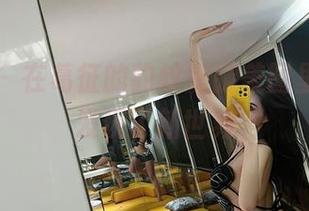 微密圈 – 在葛征的豹纹腿腿美图里，居然发现了新世界