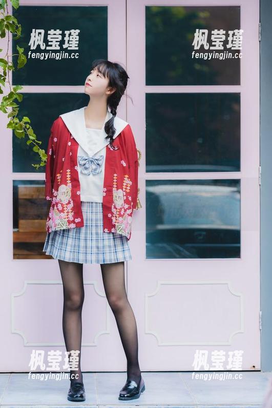 西呱呀呀呀公布！舰队少女兔女郎图片合集，酒吧里的“船长”地位岌岌可危。