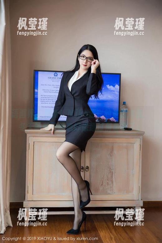 语画界 - 更新！Miko酱吖的圣诞作品，冬天的那股暖意好像透过屏幕来了。