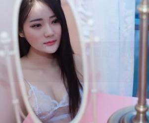 轰趴猫 – 曲曲的照片让小腿看起来像朝阳，私房图集太会玩了吧！