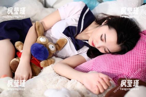 轰趴猫 - 苏小暖随手一拍，美图就能让女孩们飞翔