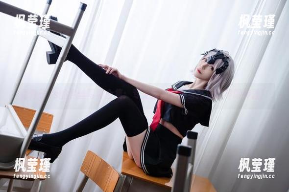 青青子Js 青青子Js的黑丝写真合集:专为腿控们量身打造的养眼神器!