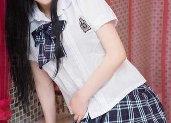 魅妍社 – 一不小心又被绯月樱_Cherry和她的白裙吸引，原图和更新的组合力炸裂啊！